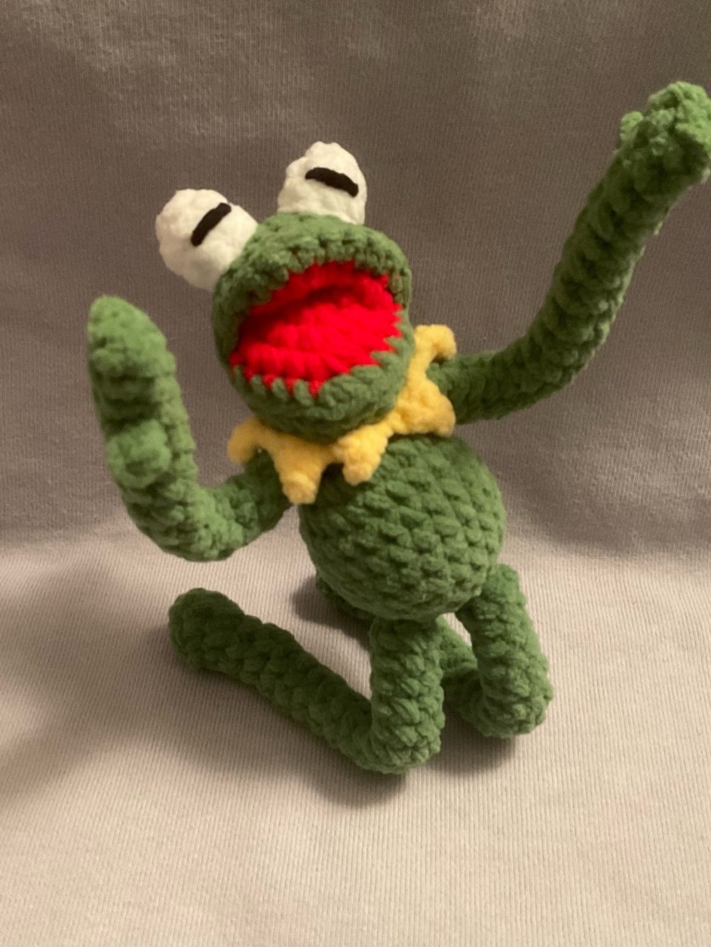 Crochet Muppets Kermit the Frog handmade amigurumi doll - Picture 3 of 3